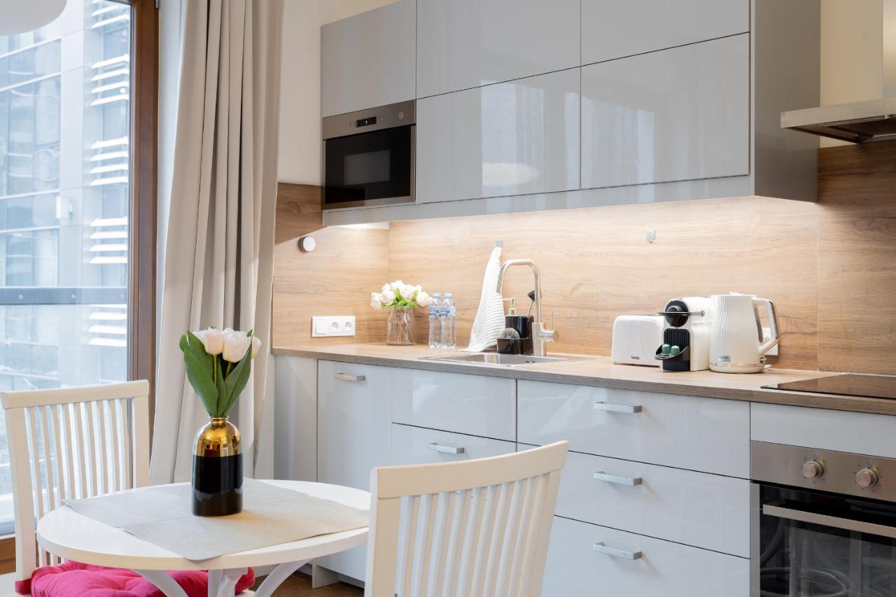 Golden Apartments Warsaw - Big Apartment In Luxury Building Near Metro Station-Grzybowska 85-5 Dış mekan fotoğraf